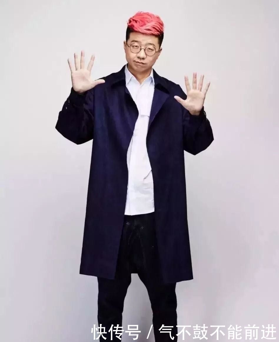 母亲为照顾3个猴娃,50年没出村,如今94岁:我走了他们可怎么办!