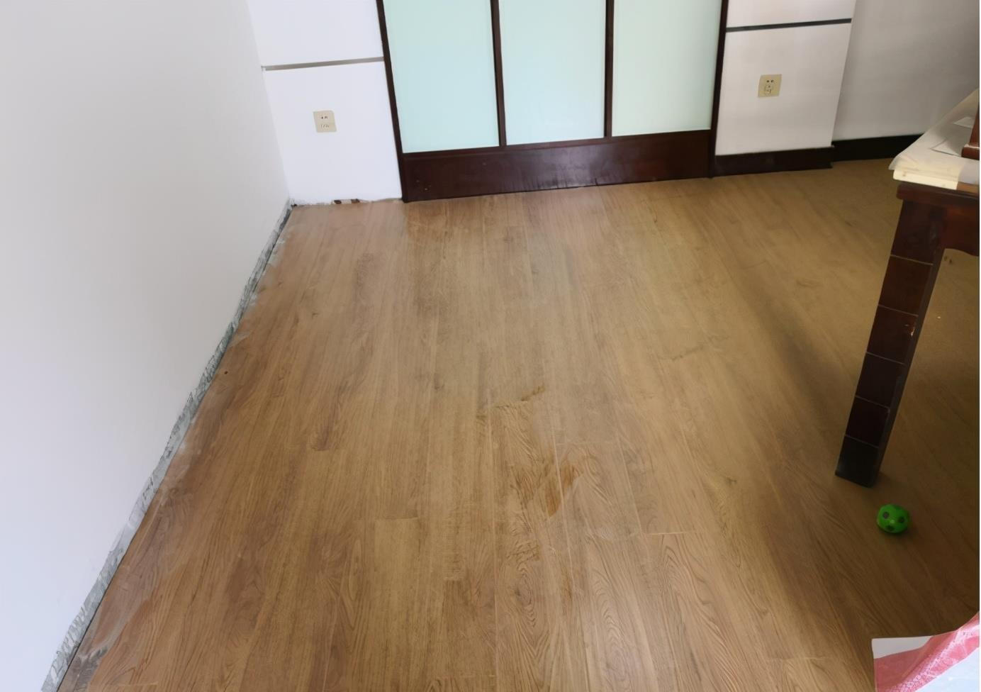声响|地板走动有声响?找好原因,提前预防,延长地板使用寿命