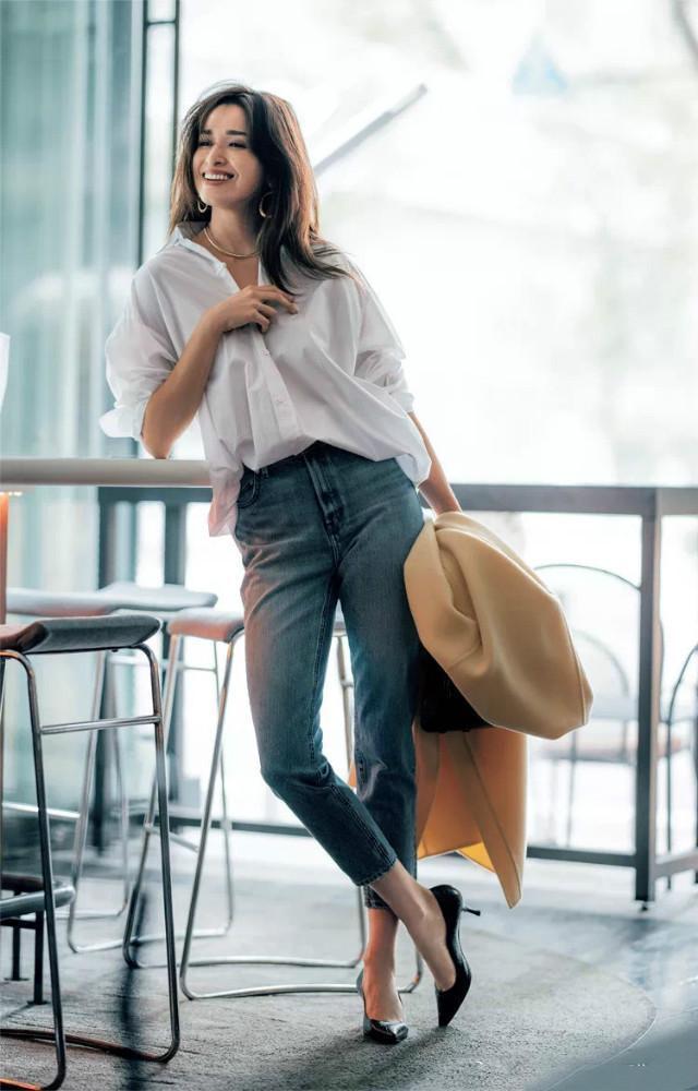 tips|40+女人穿衣要注重材质,学日本博主的简约高级穿搭,衣服不用多