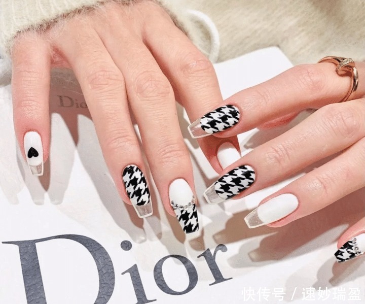 强迫症的克星—反法式美甲，优雅高级，入手不亏