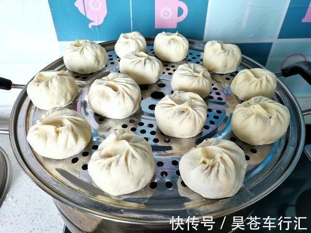 包子|每年冬天我家就爱吃这素包子,5元钱蒸一锅,一口气吃7个