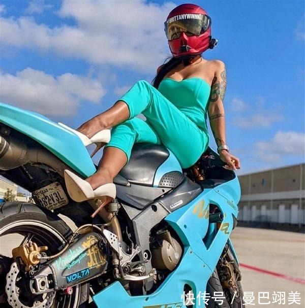 2021春夏流行色来了!谁先穿谁美!