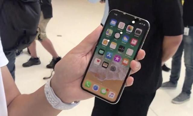 全新一代|为什么很多人还在坚持iPhoneX，是因为穷吗？3个原因