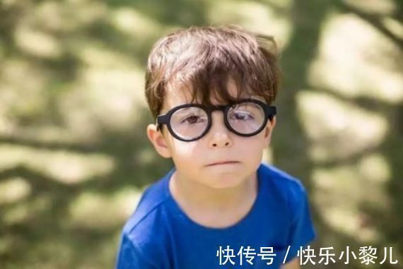 眼睛|孩子那么小就戴近视眼镜，到底怎么回事？多半有这4个原因