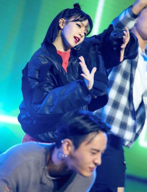 今年选秀有多烂？黄子韬直言看第一期就关了，出圈基本都是靠导师