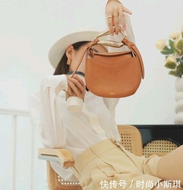 穿搭 日常穿搭也要精致又美好,合适的穿搭风格,可以让人魅力无限