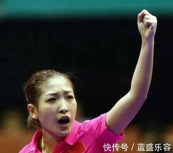 世锦赛|不愧女乒颜值与品牌担当!刘诗雯当选2021中国十大品牌年度人物!