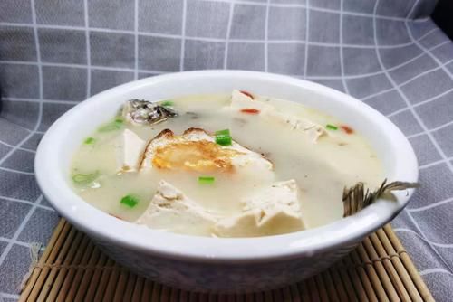 明日大寒，记得多给家人炖这汤，滋补暖身有营养，平安过数九寒天