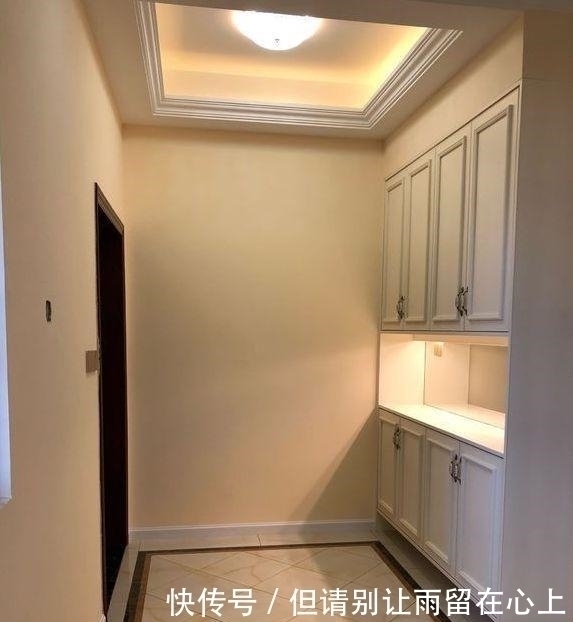 客厅|客厅餐厅设计了柜子，一不小心成小区网红，所有人都来我家借鉴