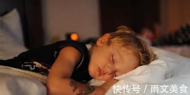 入睡|孩子在这个'时间点'之前入睡,对身体是最好的,宝妈们要记住了