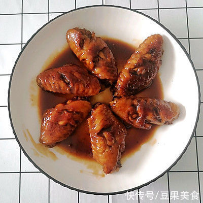 可乐鸡翅一天不吃就馋,几块钱一斤,特美味