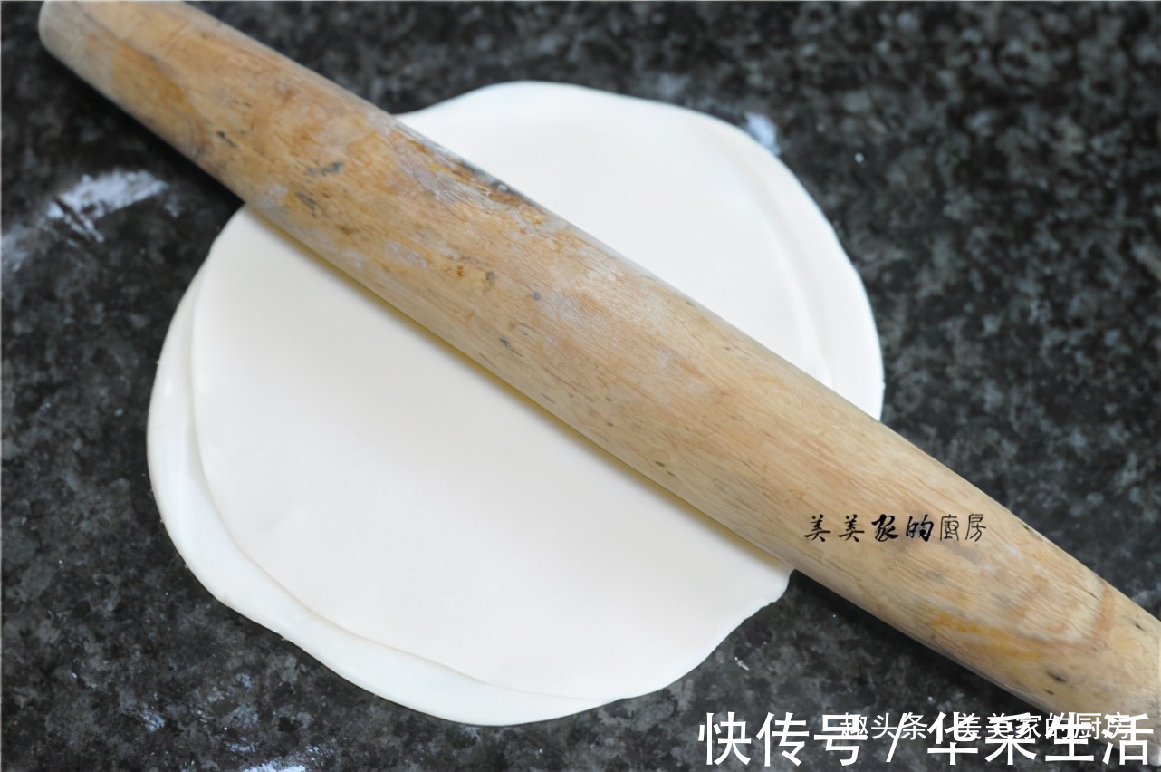 糯米红豆|早餐吃此物，胜过10个肉包子！煎一煎就出锅，又香又糯好解馋！