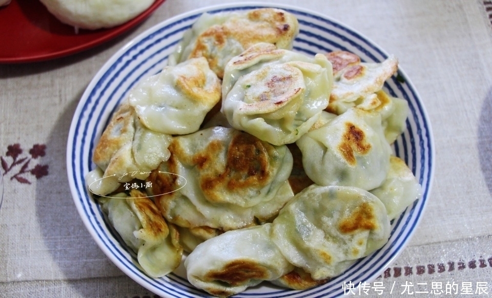 晒我家小长假早餐,不忙活,暖身暖胃还可口,比吃西式早餐强