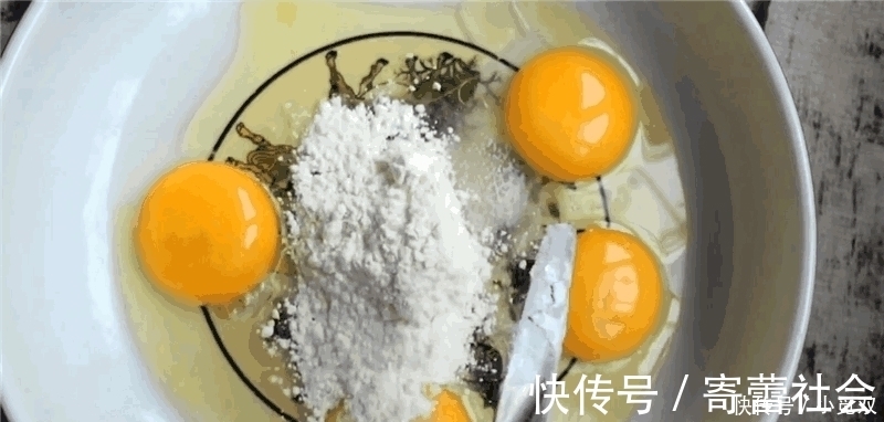 早餐达人教你做电饭锅蛋糕, 不用放酵母, 比烤箱做的还好吃