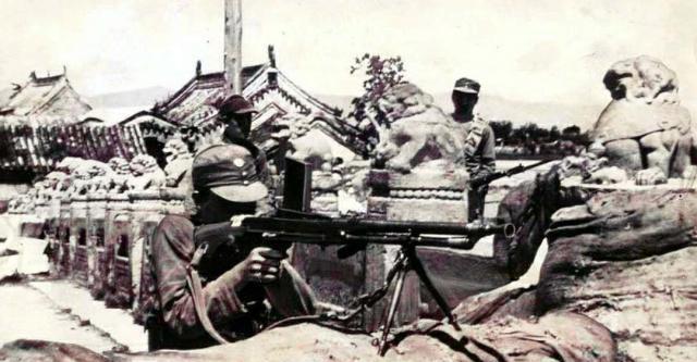 日军|勿忘国耻！七七事变老照片“嚣张”的日军，奋勇杀敌的中国战士