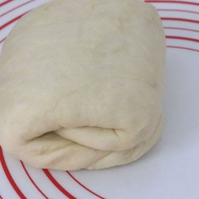 段时间|餐桌上的保留项目椰浆面包，隔段时间就做一次