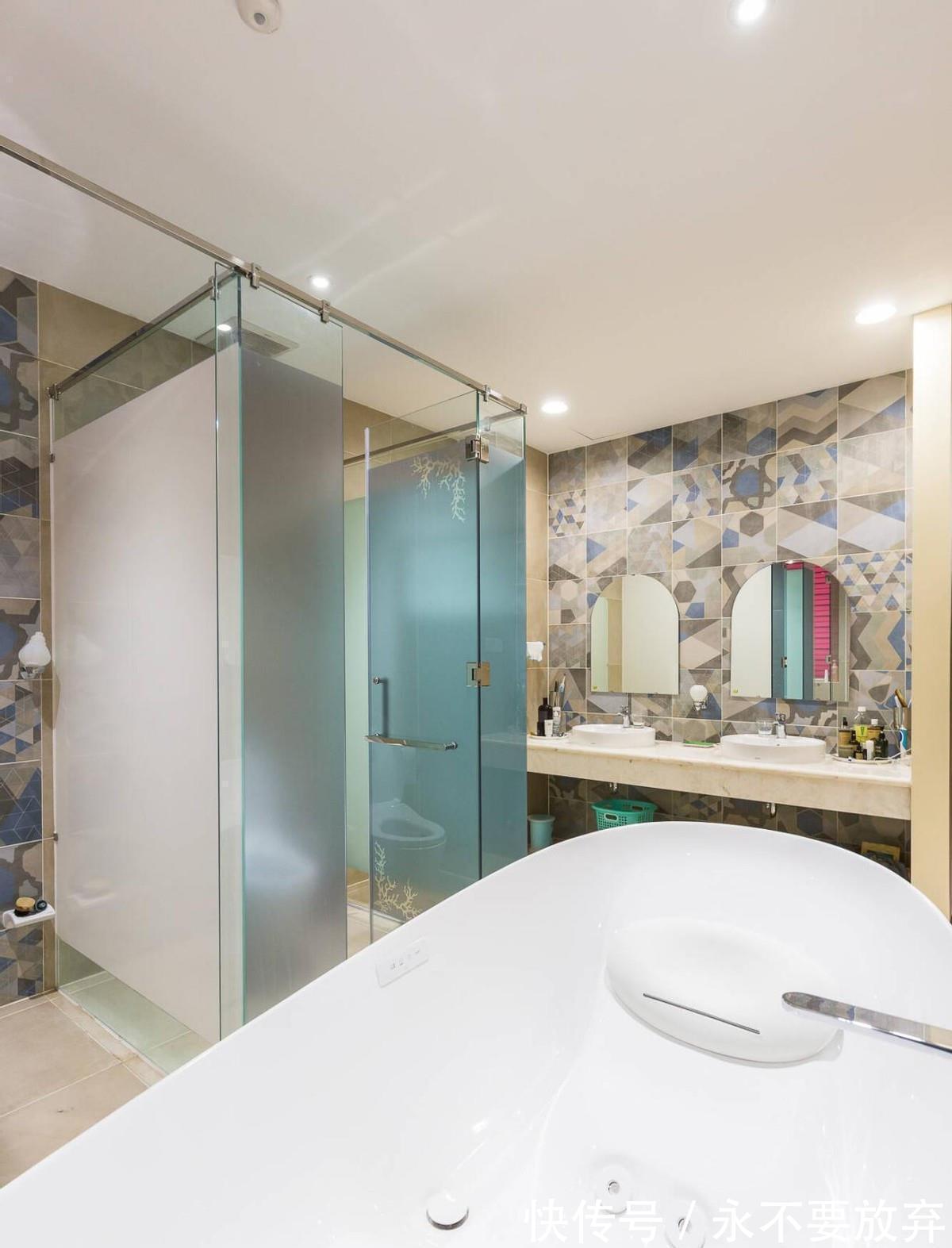 花园|父母理想豪宅来了！300㎡带电梯带花园，露台还能种菜棒极了