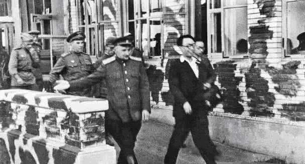 山海关|日军要炸毁长城,溥仪给日本人写了一封信,日军看完惊出一身冷汗!