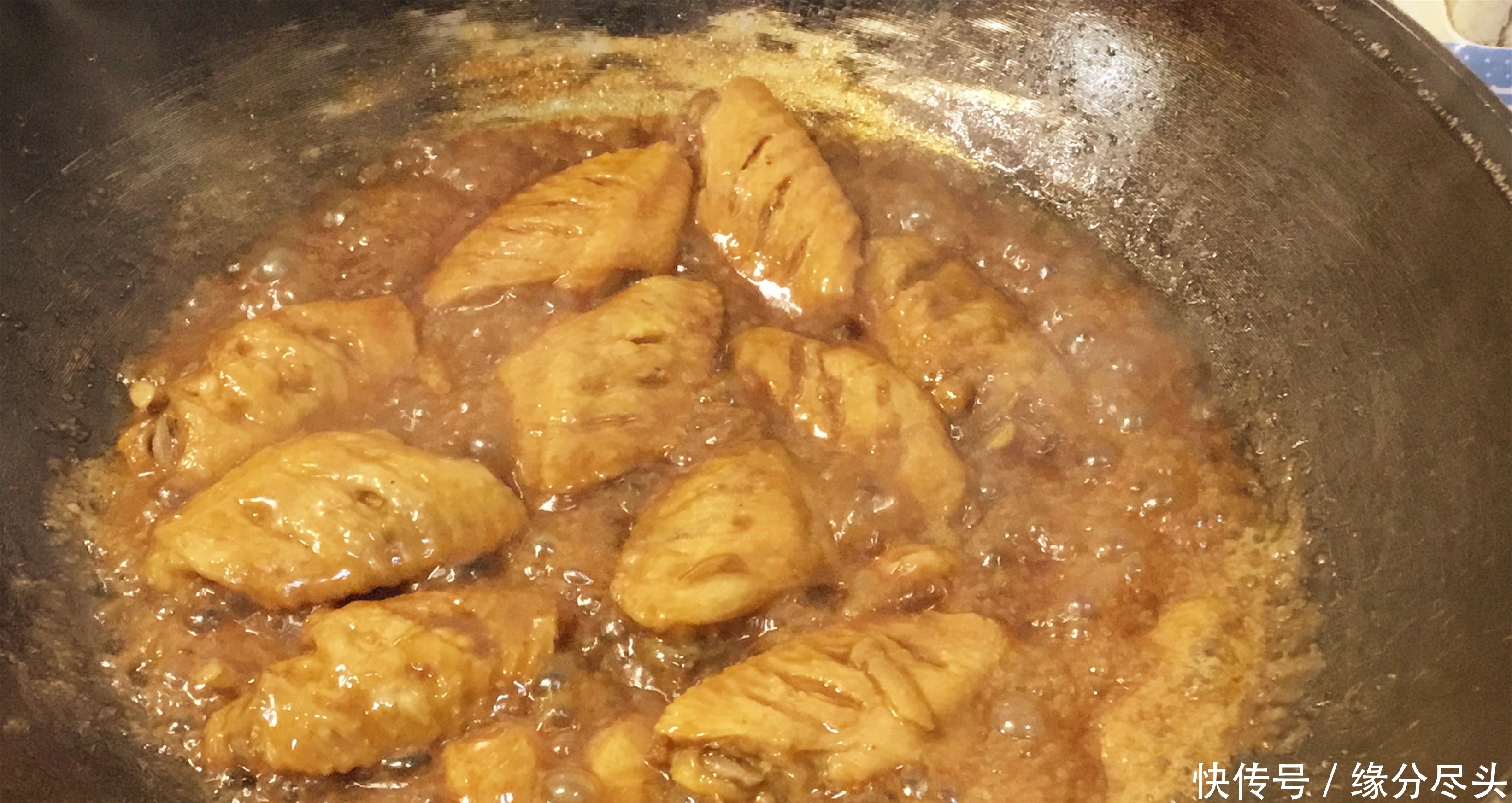 鸡翅香喷喷的做法，香到骨头里，真是不一样，做法又简单