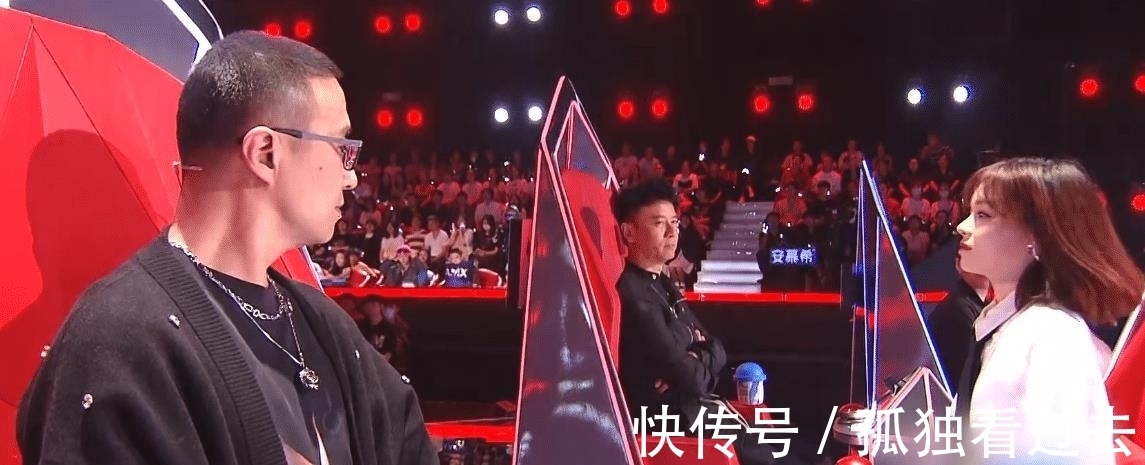 好声音2021|《好声音2021》开播四期后，黄霄云终于有了主见，汪峰实在太严格