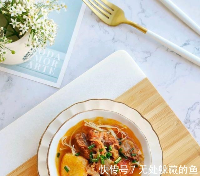 炖牛肉|秋季必备的高压锅美食,暖胃又暖心的金针菇牛腩煲!