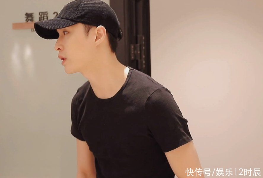 舞蹈|《这就是街舞》花絮流出：张艺兴的舞蹈，为何让外国同行见猎心喜