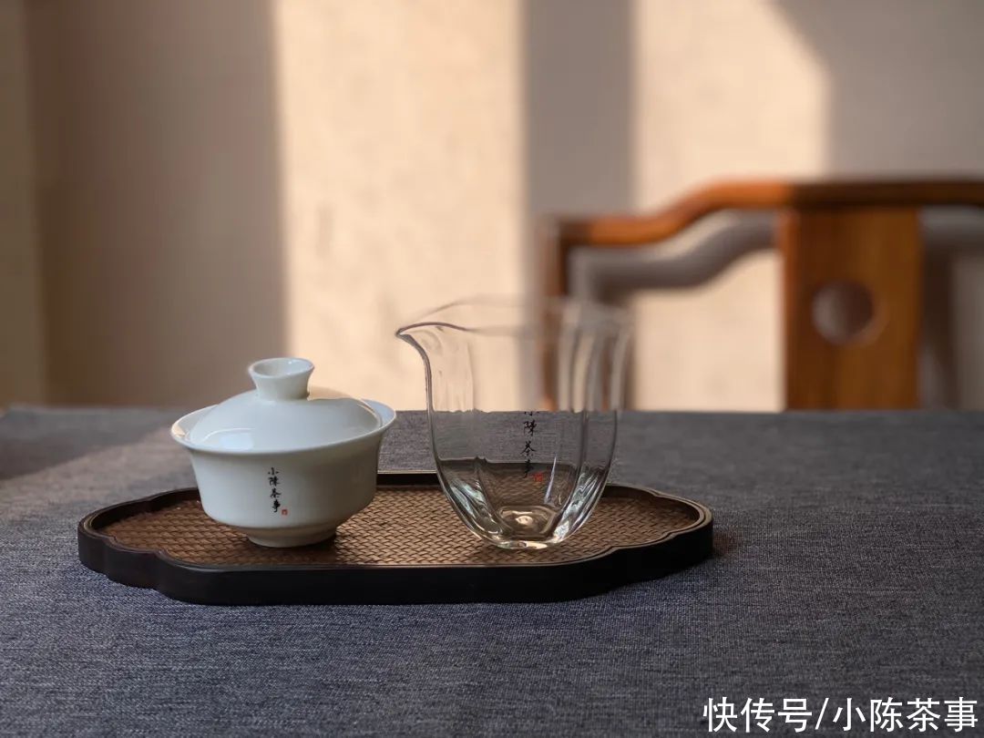 铁观音|煮茶、盲目追“老白茶”、紫砂壶冲泡，说说白茶新手的入门三板斧