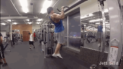 哑铃卧推|经典胸背超级组训练，最大化增肌训练效果