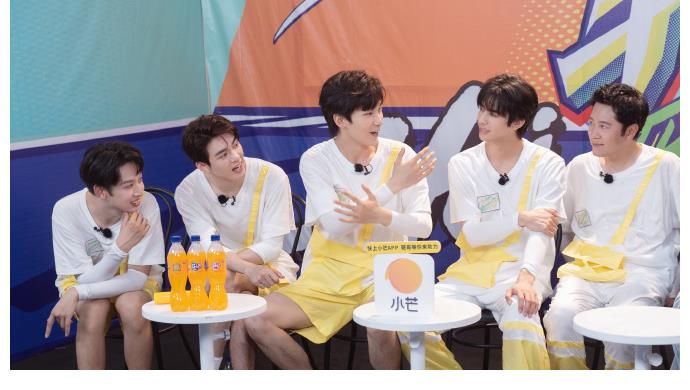 双马尾|《拳力以赴的我们》战袍路透：邓紫棋、利路修霸气，徐璐变了个人