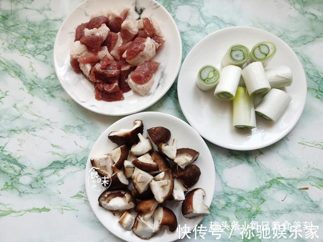 吃饺子|饺子馅就要这样调,鲜香味美,有肉又有菜,寓意今年有个好兆头