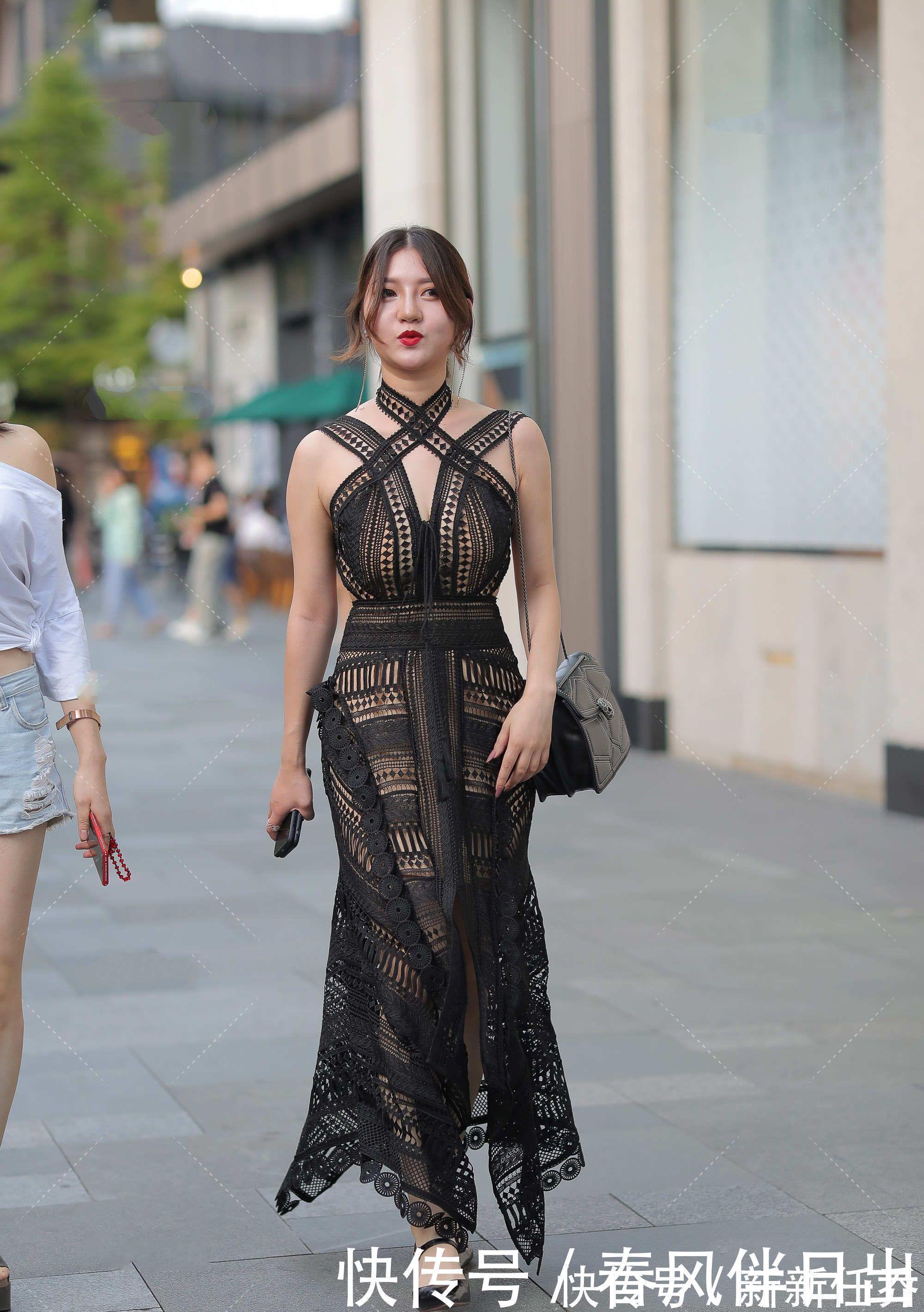 ps4 黑色连衣裙成熟知性,镂空设计凸显高级气质,裙子散发高贵气息