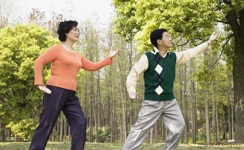  运动不仅可|运动被称降血糖的“利器”，糖友不妨尝试3个小运动，血糖或直降