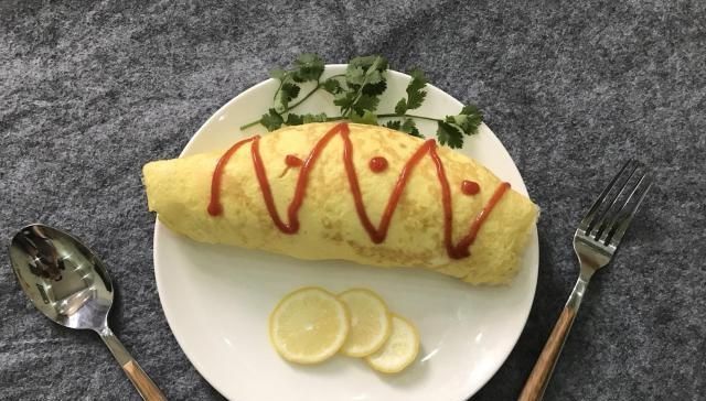 蛋包饭|想吃蛋包饭不用买,教你最简单的家常做法,味道和店里卖的一样