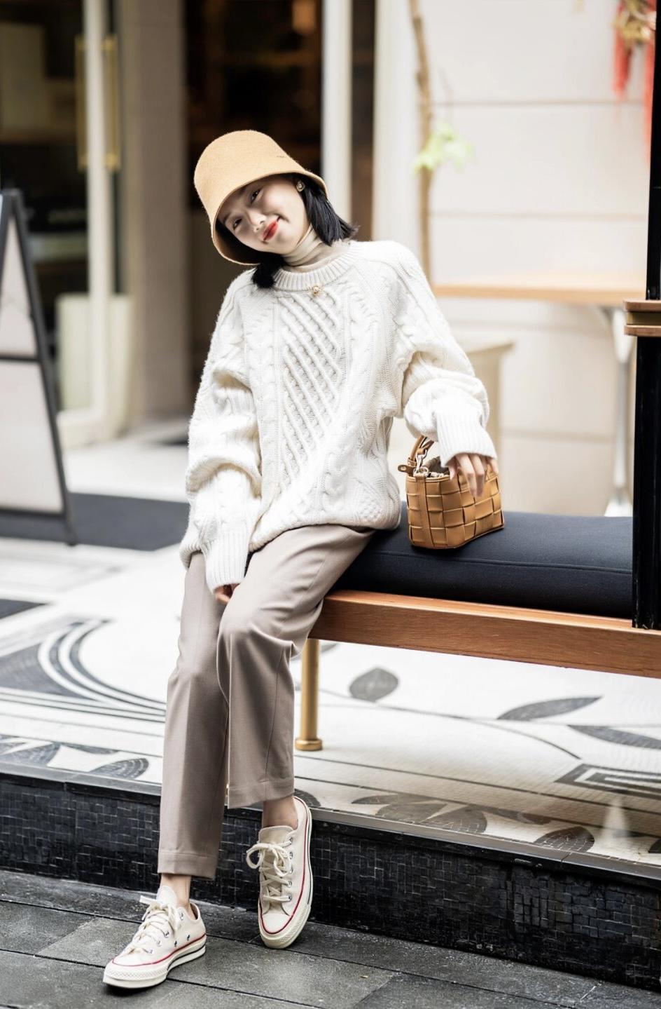 半身裙|这些才是“毛衣”的高级穿法,柔软舒适又百搭,保暖温柔不挑人