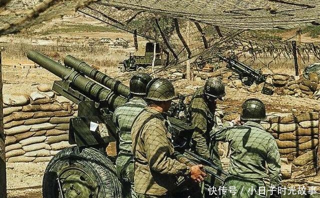 美国|历史镜像1960年代的韩国坡州，美军驻地外的妇女矮小而又臃肿