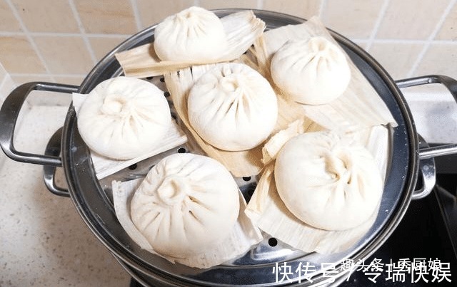 包韭菜馅饺子或包子，最忌放此种调料，难怪味道不鲜美，还不好吃