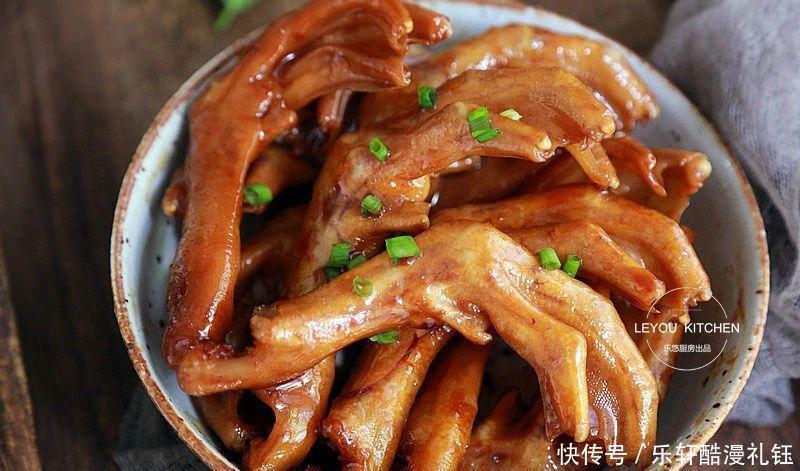 4道凉菜,6道荤菜,一桌丰盛的年夜饭,做法没什么难度