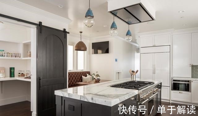 别墅|300㎡独栋大别墅,庭院露台一个不少,感觉可以在这里度假了