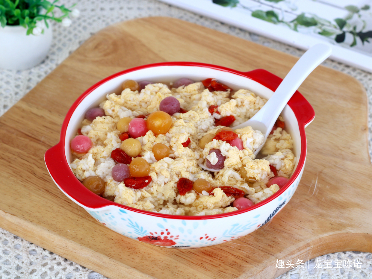 秋季快速早餐，8分钟上桌，营养滋补又暖胃，脸色红润气色好！