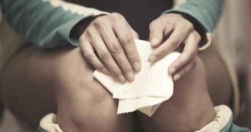 排出体外|不论男女,每天此时间段排便的人,恭喜,可能是长寿好兆头