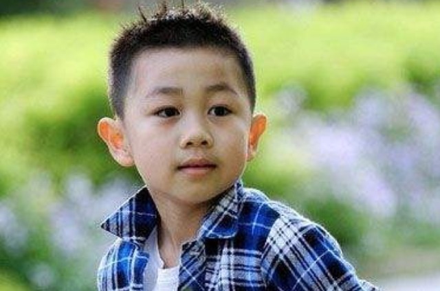 犯错|3类孩子,小时候看着很机灵,长大后却是最没出息的,有你家娃没