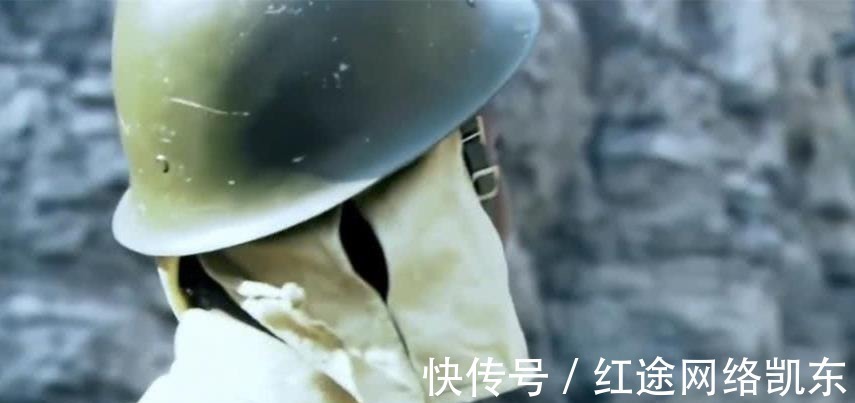 季军|抗日神剧:黑人小伙伪装不成,亮出奥运马拉松季军身份,成功逃脱