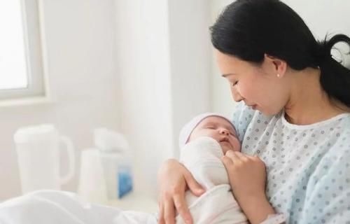 坐月子|丈夫下楼丢垃圾一小时未归,坐月子宝妈偷瞄一眼后:你别回家了!