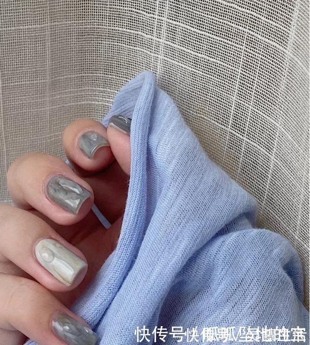 晕染|显手白的美甲分享!莫兰迪色高级,拼接美甲大方,玫瑰金色显白