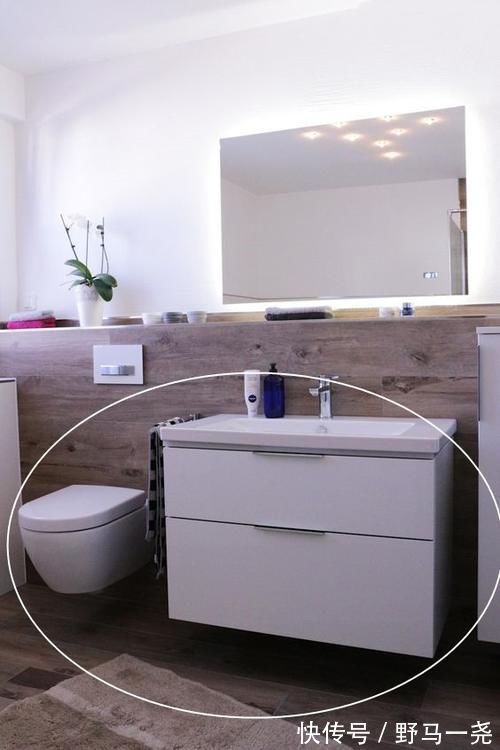 浴室柜|装了5套房,邻居总结最实用经验:卫生间砌6cm墙,比柜子实用