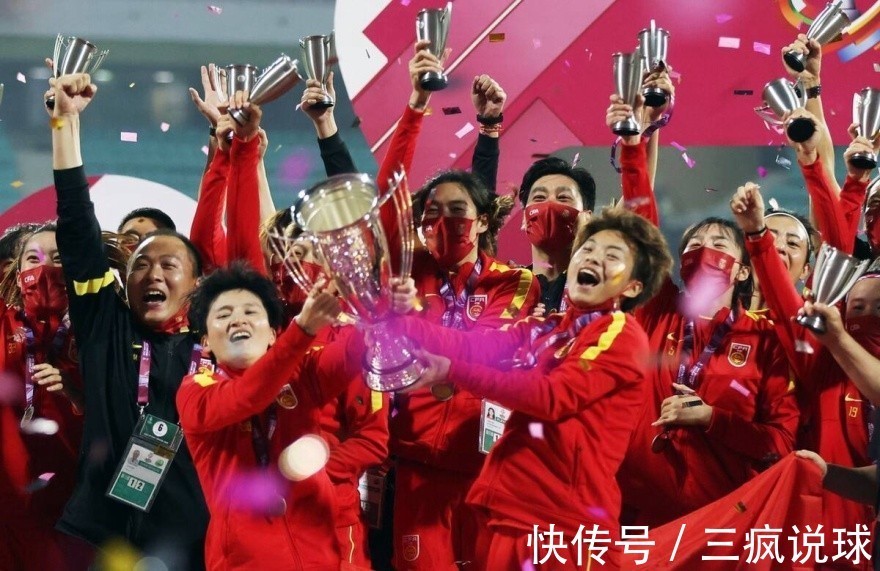 中国足球|专访中国女足王霜!一番话让人肃然起敬,贾秀全脸红吗?