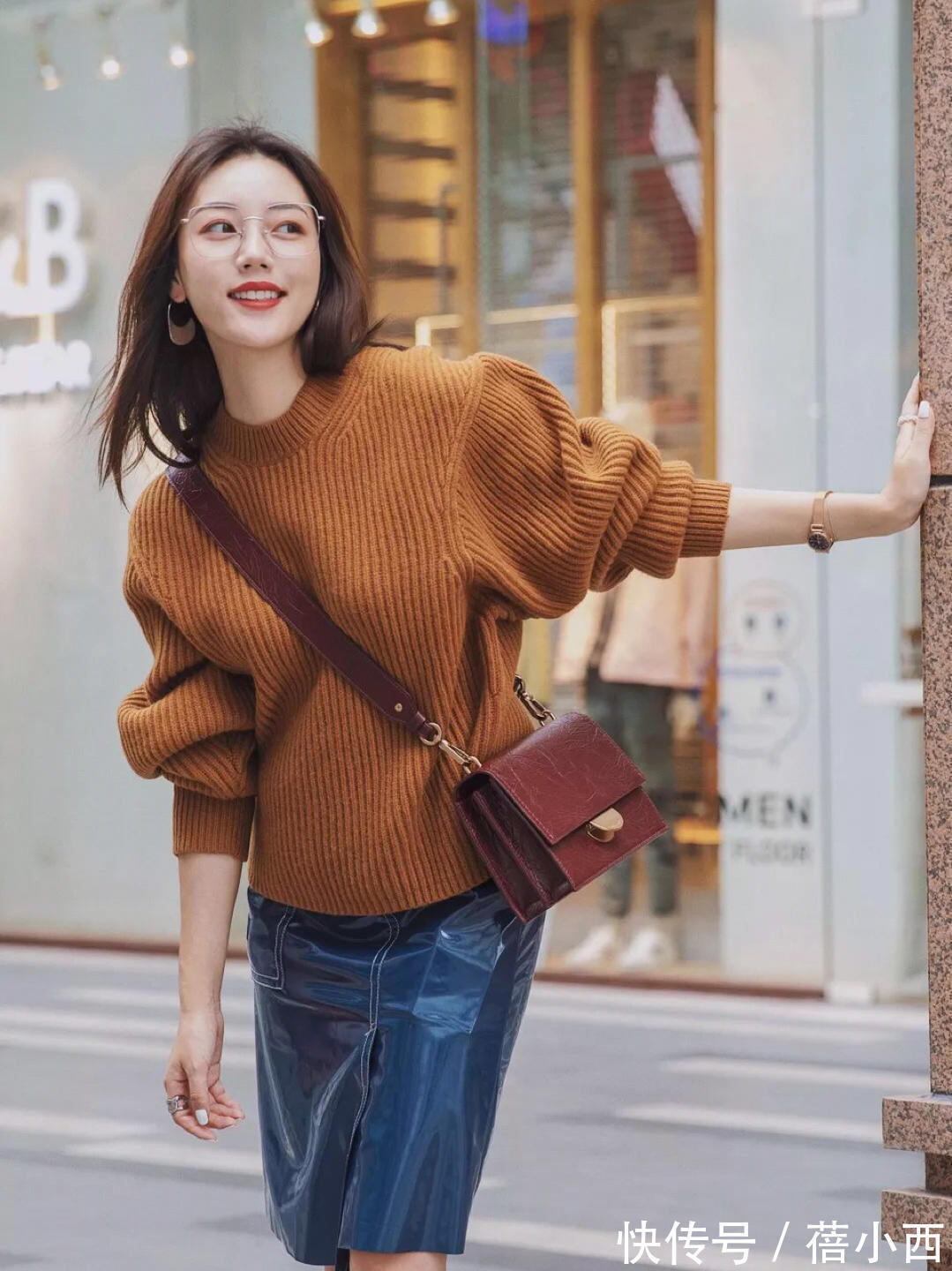 春天 毛衣真是春天必备单品,实用又舒适,搭配好再也不用担心穿衣难