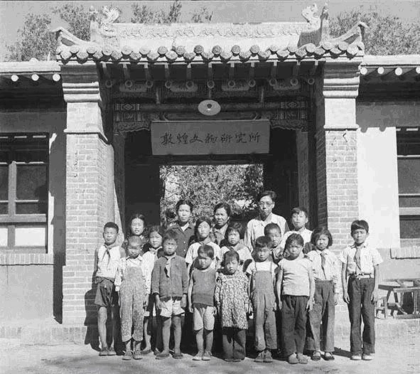 艰辛|八十年代才通电照明,保护敦煌先辈专家学者们付出的艰辛超出想象