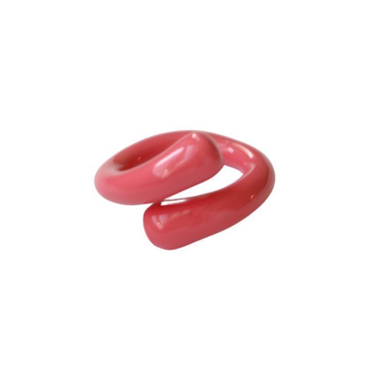 看到Jennie晒手上的戒指，终于找到原因了