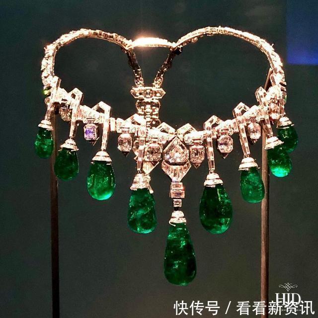 闲聊丨“与爱同名”，王室珠宝中那一抹醉人的颜色